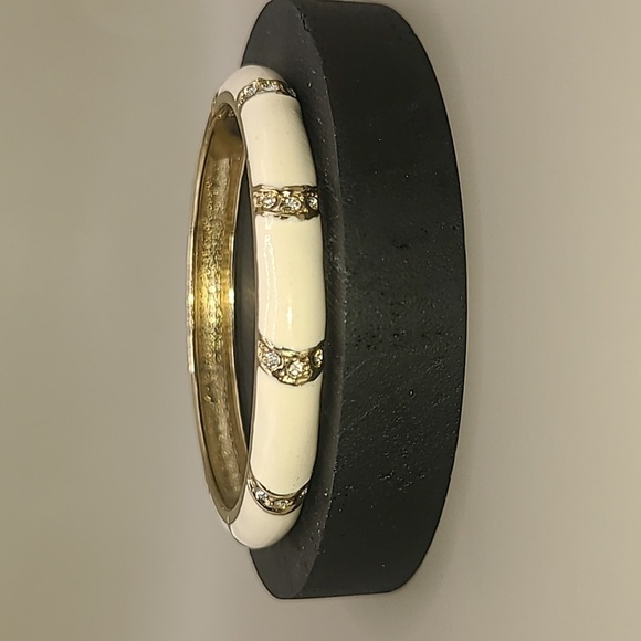 Hinged bangle bracelet in gold and white tone with faux diamonds - Picture 1 of 6